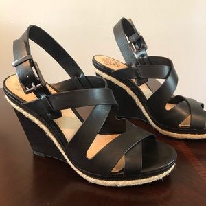 Vince Camuto Gorgeous Black Wedge Heel size 7.5.